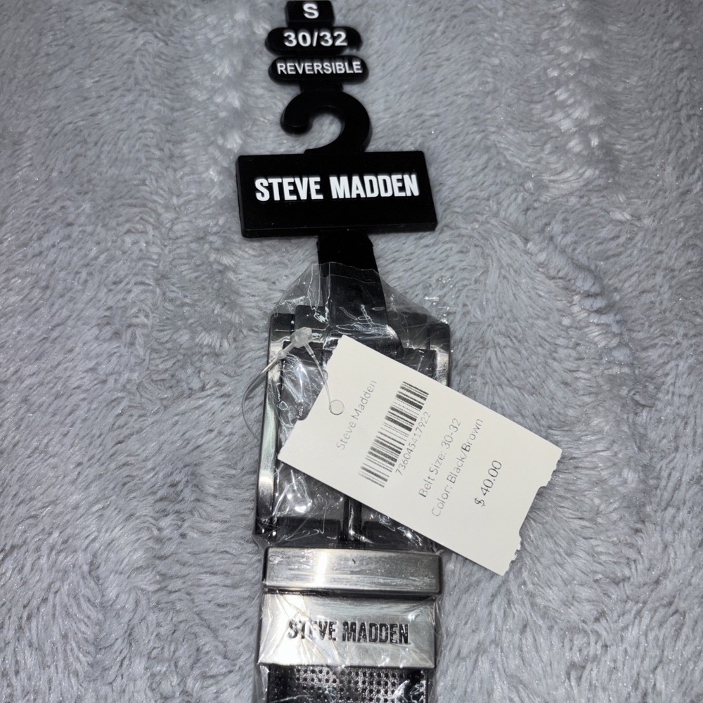 Steve Madden Reversible Black/Brown Imitation Textured‎ Leather Belt Size 30-32